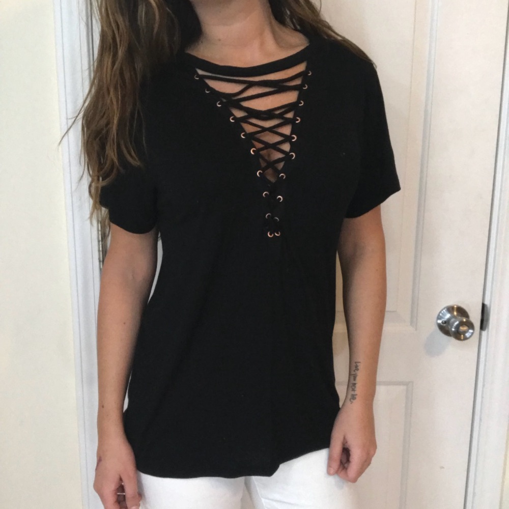 V Neck Lace Up Black T-shirt